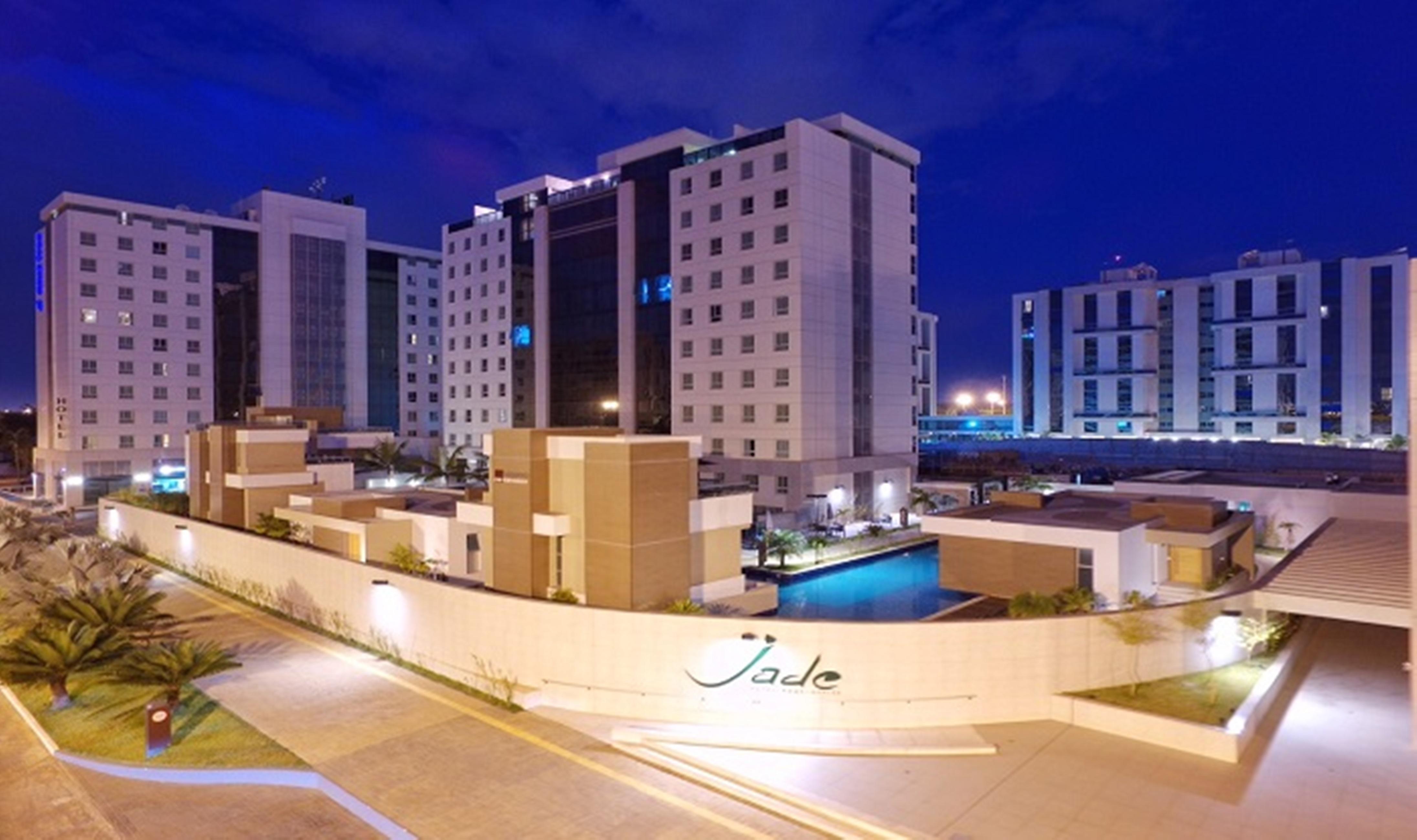 Jade Hotel Brasilia Candangolandia ภายนอก รูปภาพ Residential complex in the city