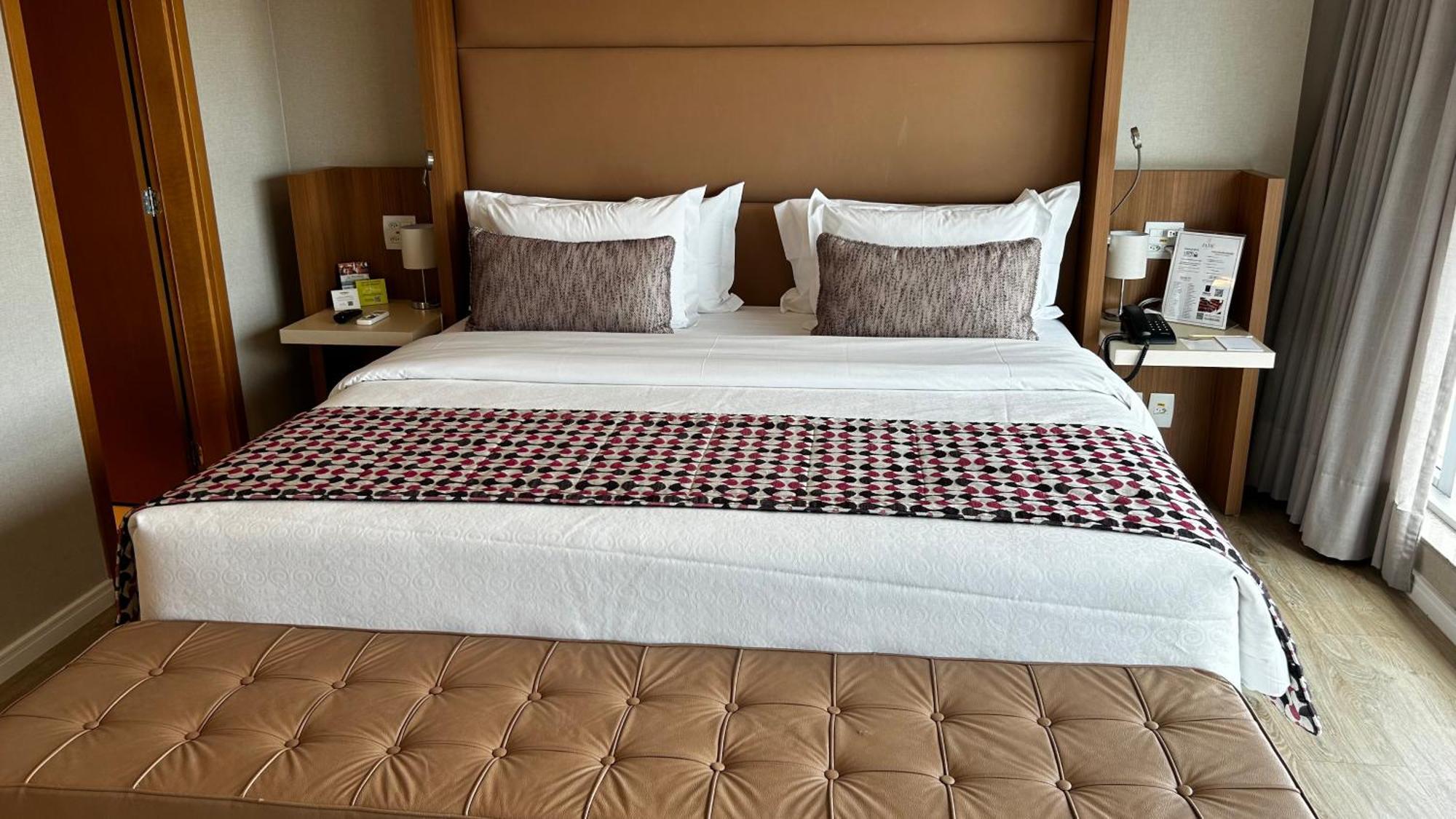 Jade Hotel Brasilia Candangolandia ภายนอก รูปภาพ A bed